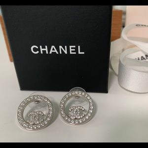 CHANEL Earings